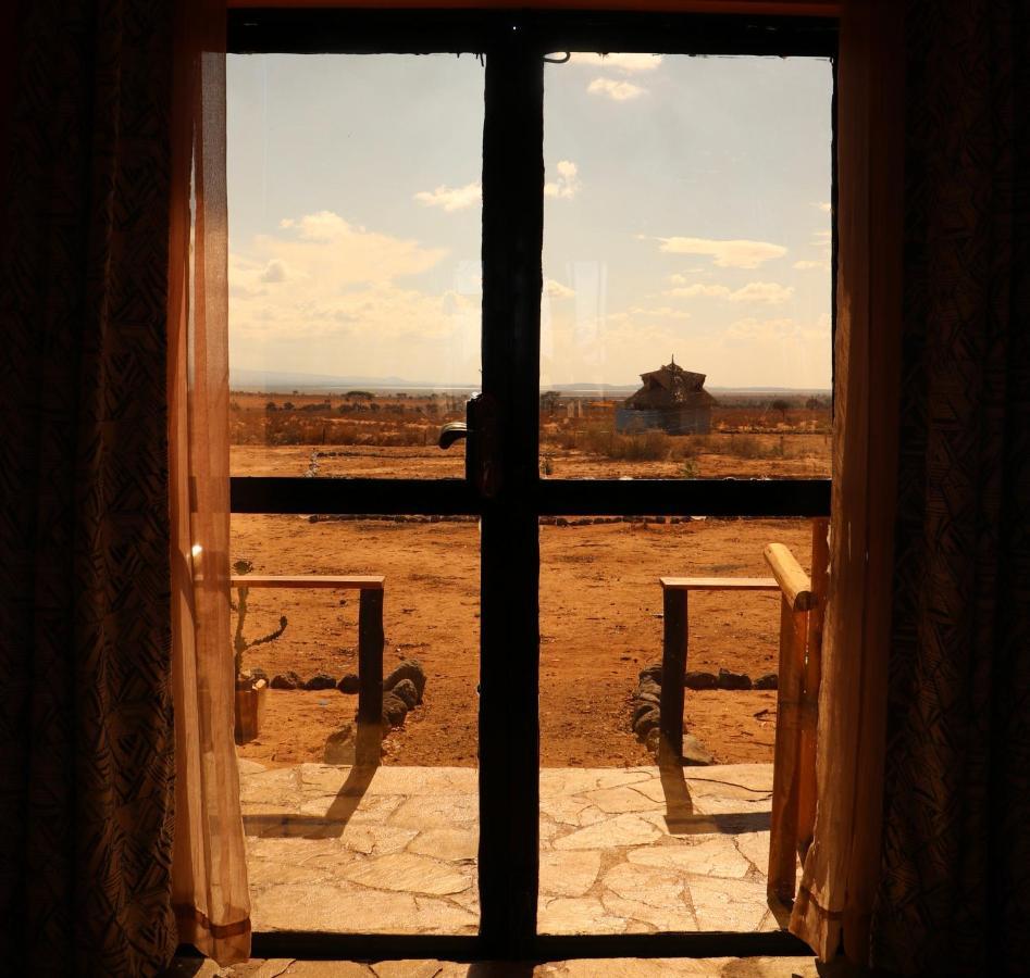 Amboseli Redhouse Apartment Luaran gambar