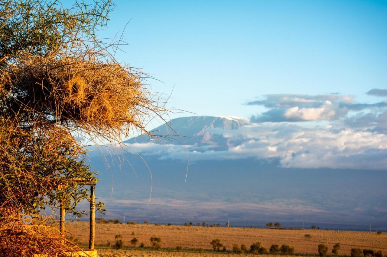 Amboseli Redhouse Apartment Luaran gambar